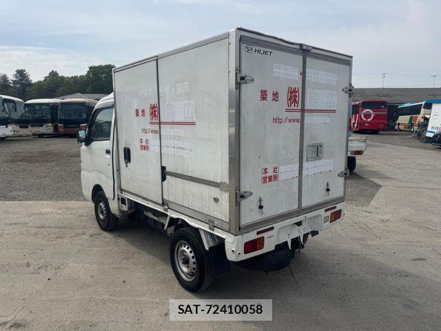 Daihatsu HIJET TRUCK 2019-01 6498372-3