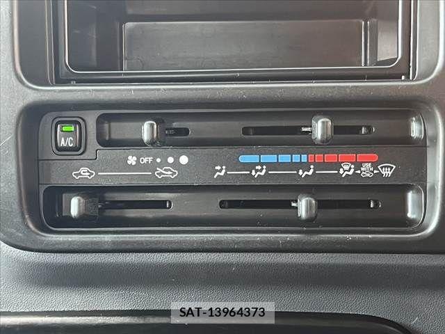 Daihatsu HIJET TRUCK 2014-04 6691050-2