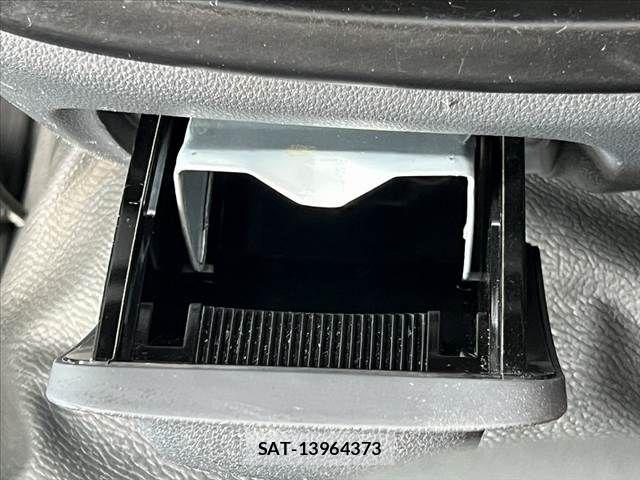 Daihatsu HIJET TRUCK 2014-04 6691050-29