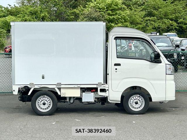 Daihatsu HIJET TRUCK 2025-10 6716282-9