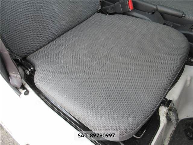Daihatsu HIJET TRUCK 2021-07 6716285-17