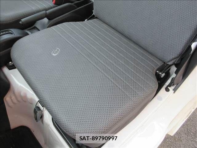 Daihatsu HIJET TRUCK 2021-07 6716285-21