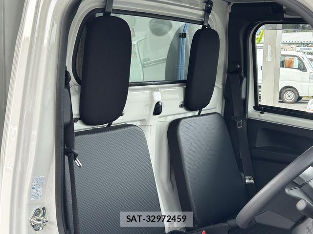 Daihatsu HIJET TRUCK 2026-01 6716281-19