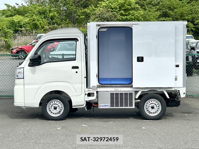 Daihatsu HIJET TRUCK 2026-01 6716281-8