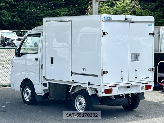 Daihatsu HIJET TRUCK 2018-05 6751850-12