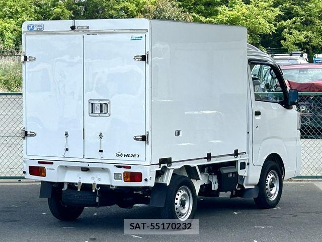Daihatsu HIJET TRUCK 2018-05 6751850-2
