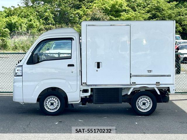 Daihatsu HIJET TRUCK 2018-05 6751850-7