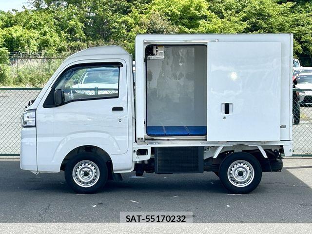 Daihatsu HIJET TRUCK 2018-05 6751850-8