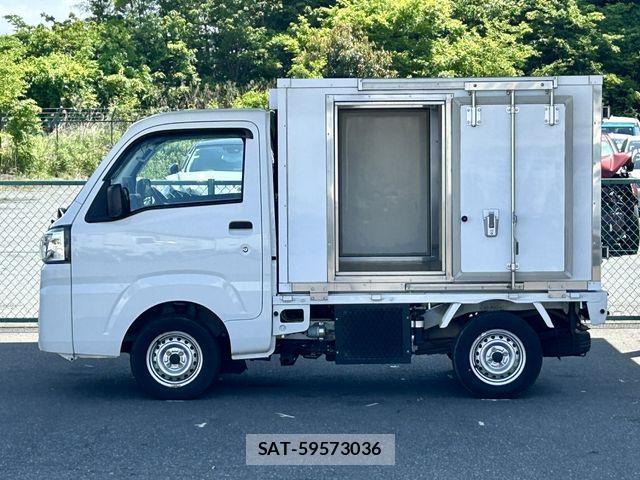 Daihatsu HIJET TRUCK 2022-02 6815255-8