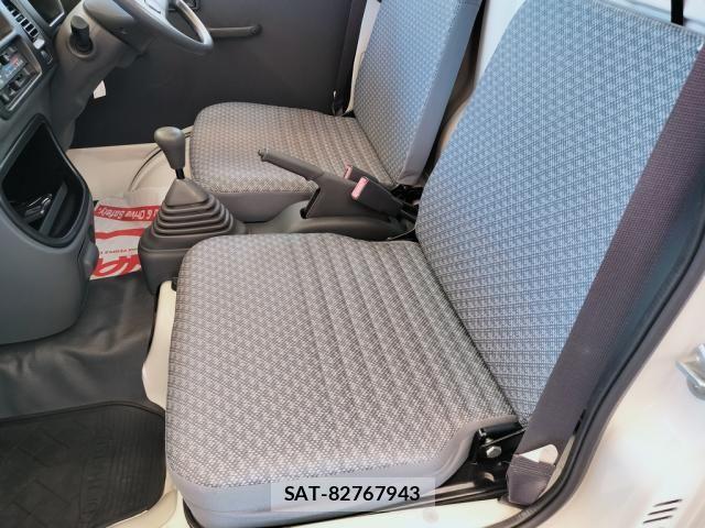 Daihatsu HIJET TRUCK 2006-10 6906160-13