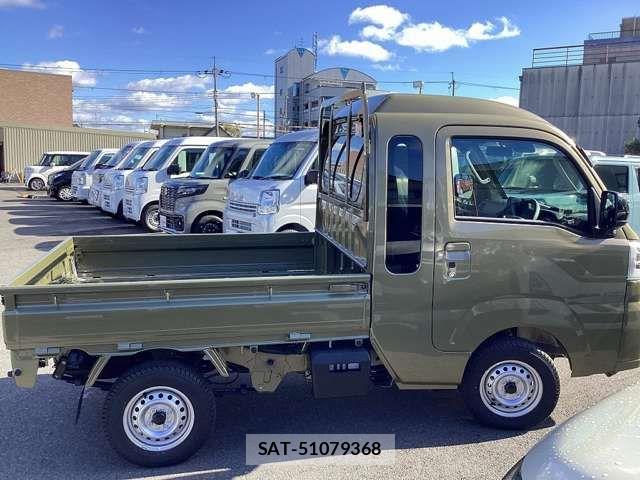 Daihatsu HIJET TRUCK 2025-08 6906158-9