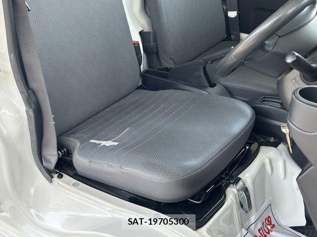 Daihatsu HIJET TRUCK 2019-03 6994079-21