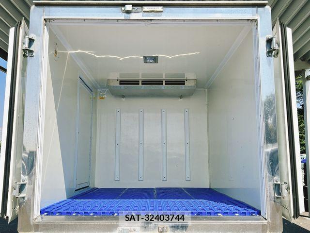Daihatsu HIJET TRUCK 2015-06 6994080-13