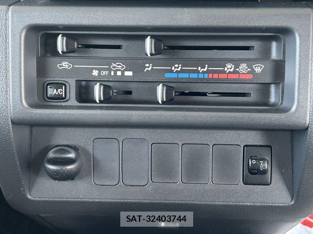 Daihatsu HIJET TRUCK 2015-06 6994080-21