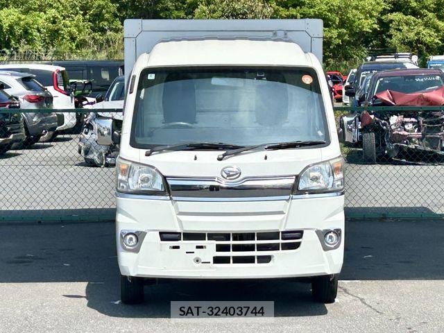 Daihatsu HIJET TRUCK 2015-06 6994080-4
