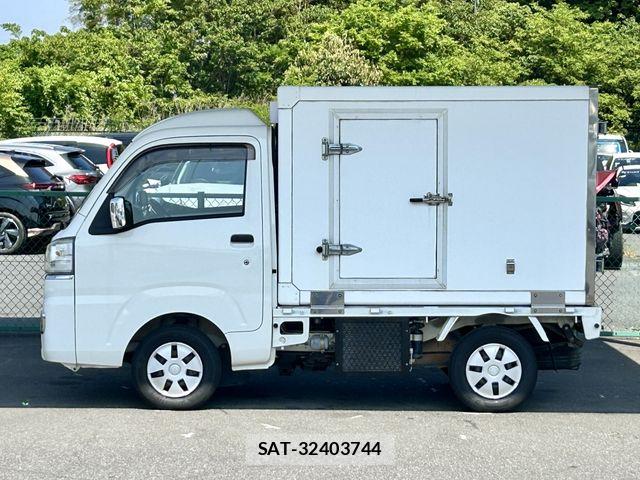Daihatsu HIJET TRUCK 2015-06 6994080-7