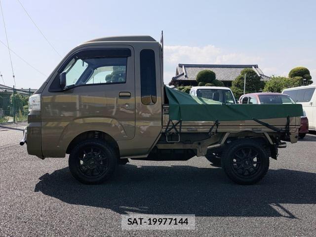 Daihatsu HIJET TRUCK 2017-09 6994081-11