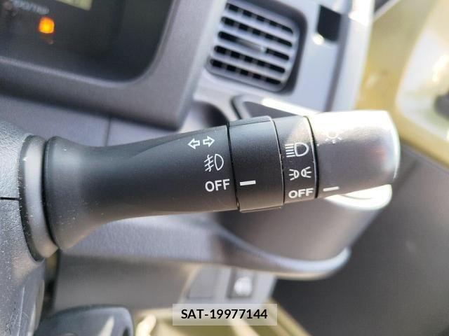 Daihatsu HIJET TRUCK 2017-09 6994081-17