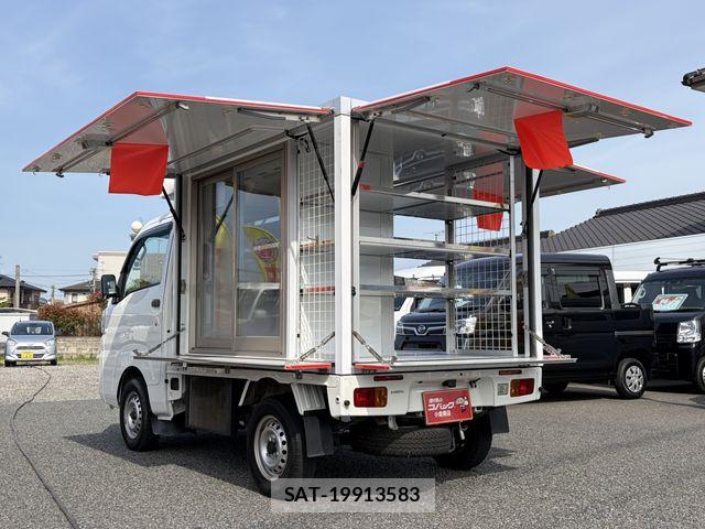 Daihatsu HIJET TRUCK 2022-03 7058815-15