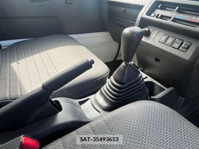 Daihatsu HIJET TRUCK 2020-03 7058817-23