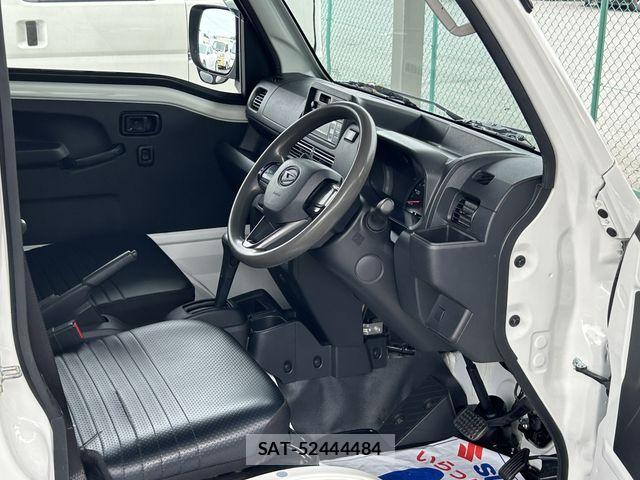 Daihatsu HIJET TRUCK 2022-05 7219473-19