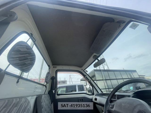 Daihatsu HIJET TRUCK 2002-08 7219468-9
