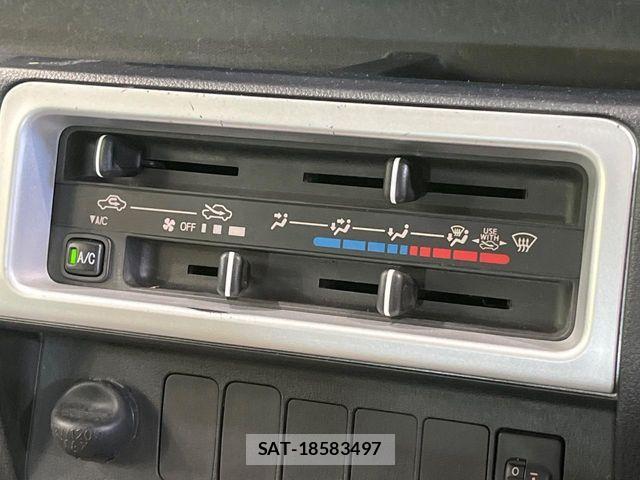 Daihatsu HIJET TRUCK 2018-03 7219472-5