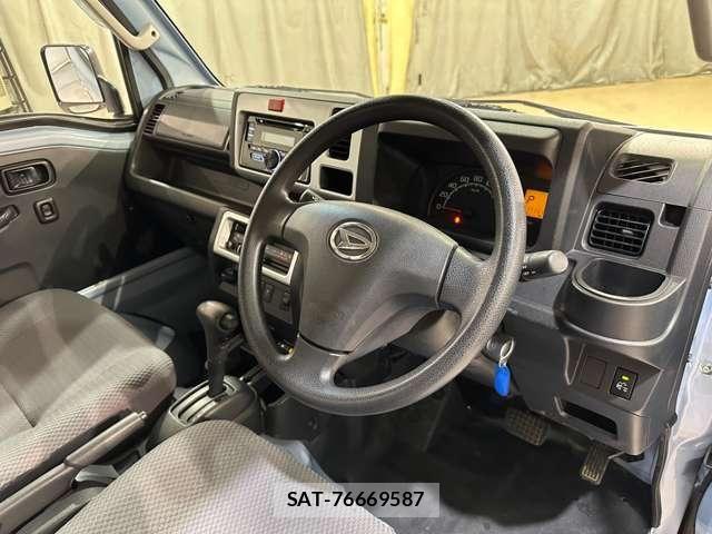 Daihatsu HIJET TRUCK 2020-07 7219482-8