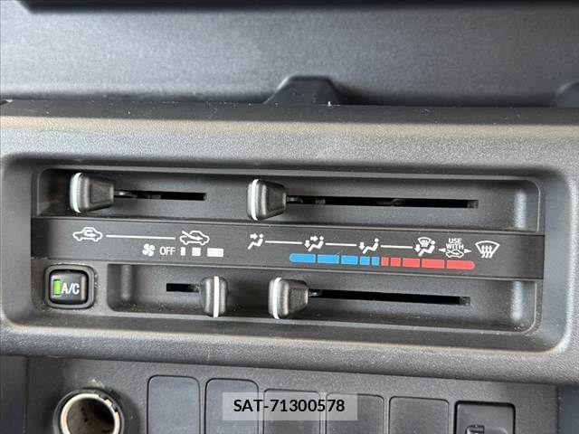 Daihatsu HIJET TRUCK 2016-03 7219469-3