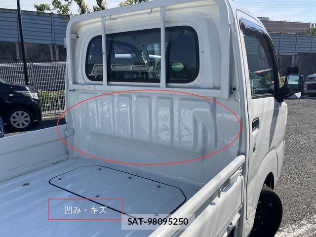 Daihatsu HIJET TRUCK 2018-01 7251010-11