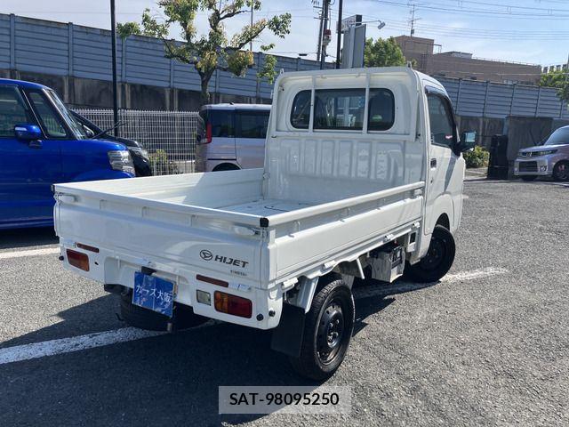 Daihatsu HIJET TRUCK 2018-01 7251010-3