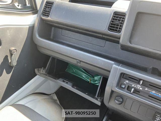 Daihatsu HIJET TRUCK 2018-01 7251010-8