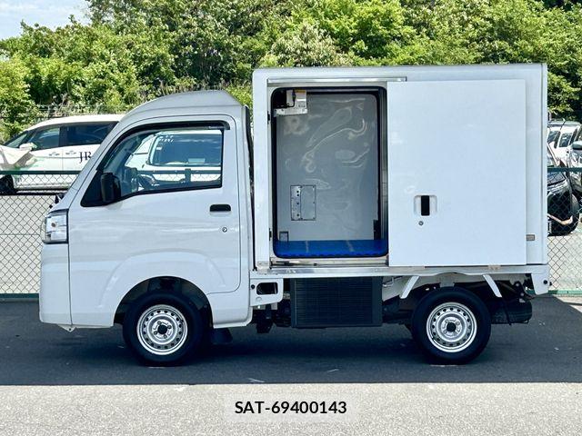 Daihatsu HIJET TRUCK 2021-04 7272020-8