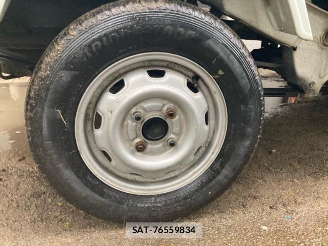 Daihatsu HIJET TRUCK 2002-10 7358063-11