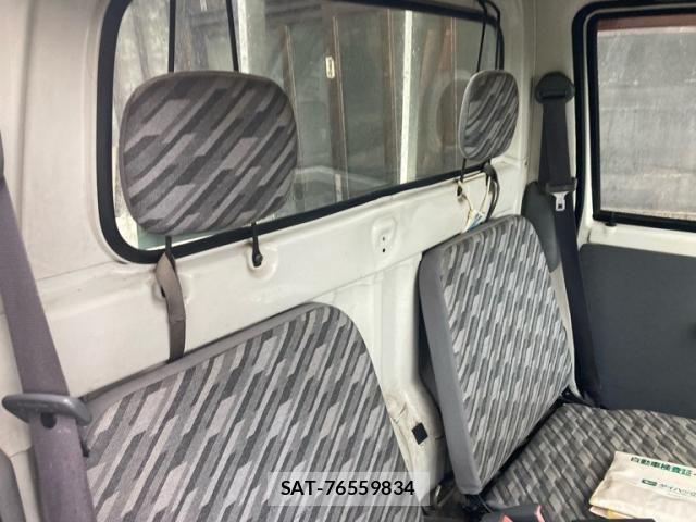 Daihatsu HIJET TRUCK 2002-10 7358063-17