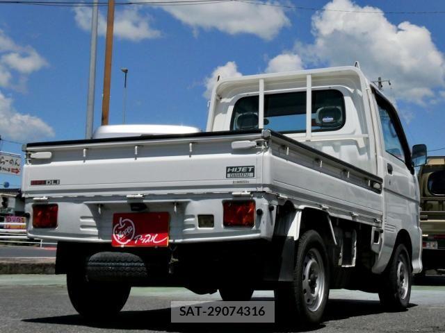 Daihatsu HIJET TRUCK 2003-02 7358062-9