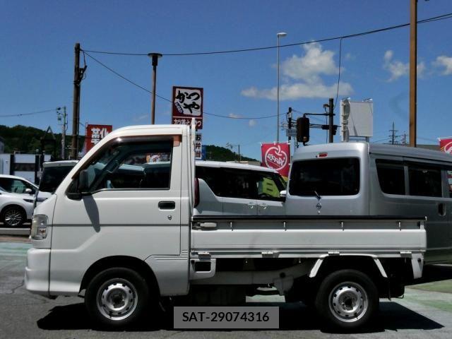 Daihatsu HIJET TRUCK 2003-02 7358062-5
