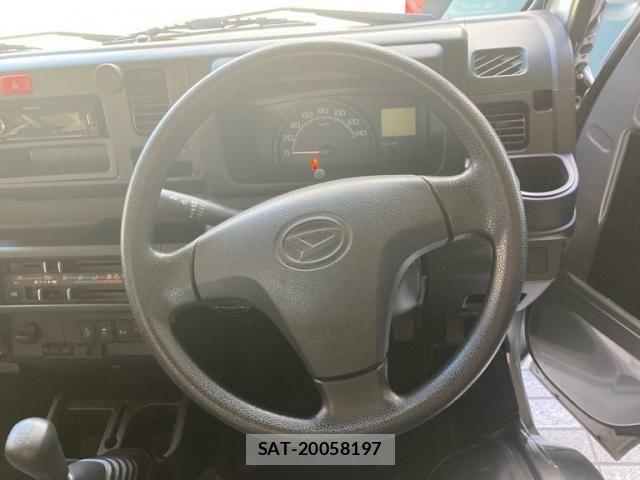 Daihatsu HIJET TRUCK 2021-03 7392345-15