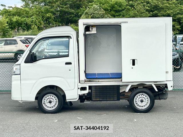Daihatsu HIJET TRUCK 2021-02 7454731-8