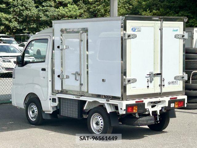 Daihatsu HIJET TRUCK 2026-03 7500866-12