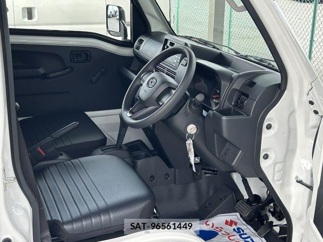 Daihatsu HIJET TRUCK 2026-03 7500866-1