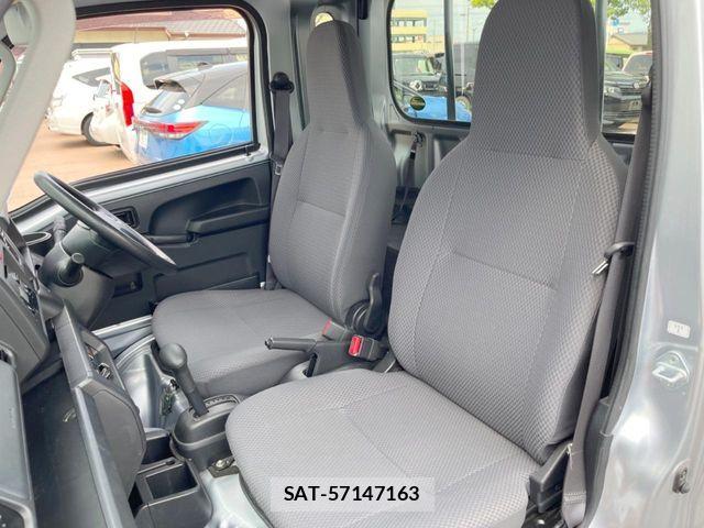 Daihatsu HIJET TRUCK 2018-08 7500865-12