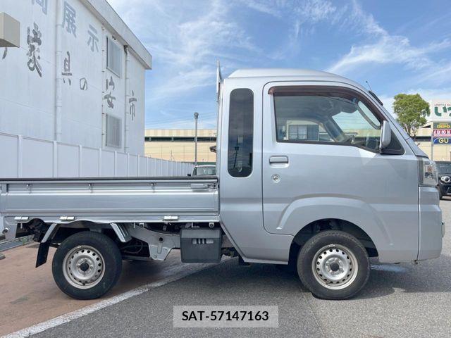 Daihatsu HIJET TRUCK 2018-08 7500865-18