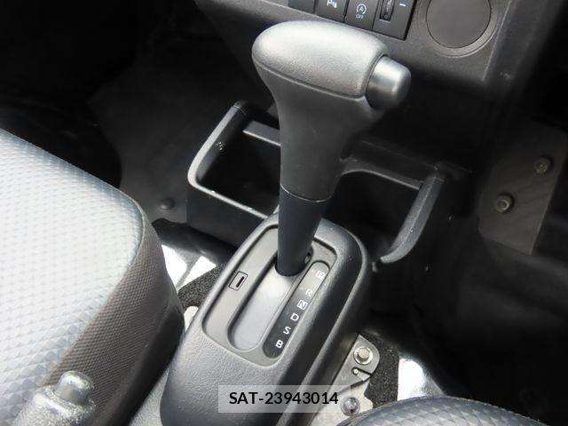 Daihatsu HIJET TRUCK 2023-07 7500869-7