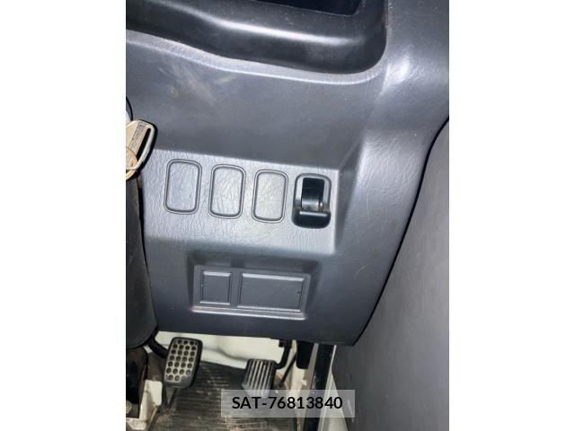 Daihatsu HIJET TRUCK 2002-04 7500873-9