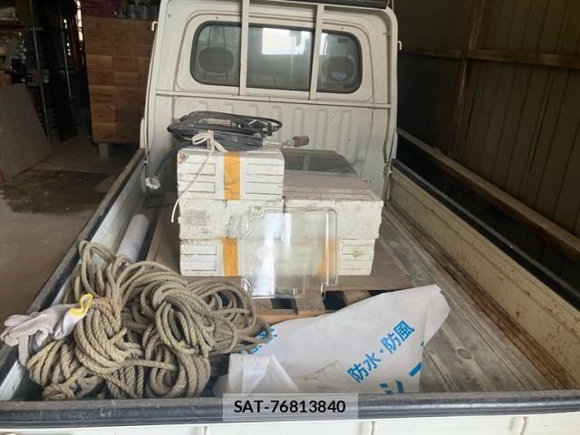 Daihatsu HIJET TRUCK 2002-04 7500873-3