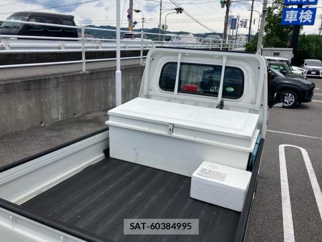 Daihatsu HIJET TRUCK 2015-02 7616976-9
