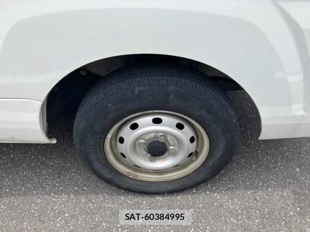 Daihatsu HIJET TRUCK 2015-02 7616976-5