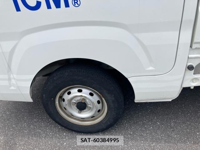 Daihatsu HIJET TRUCK 2015-02 7616976-8