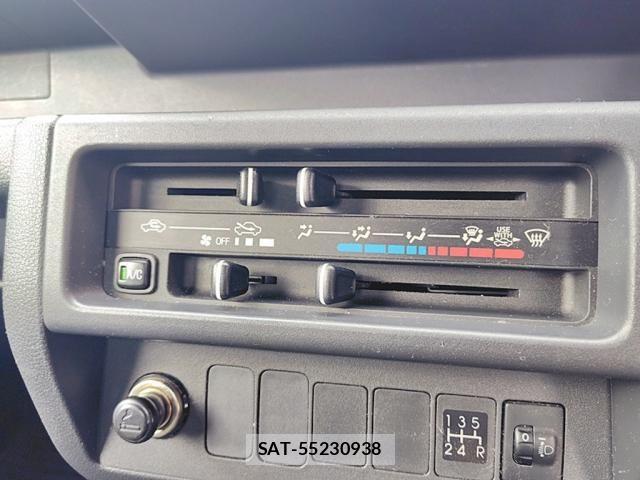 Daihatsu HIJET TRUCK 2014-12 7724016-24